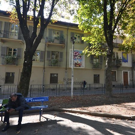 Casa Nel Borgo Vicinissima Al Centro Di Torino Apartment Exterior photo